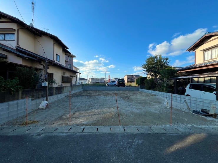 現況の外観写真です♪
2025.10.23撮影