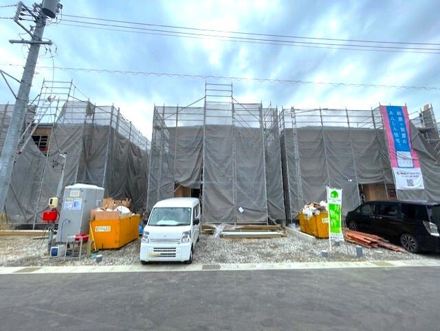 駐車2台可能です。(10/24撮影)