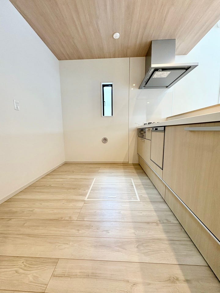 収納棚を置いても広い空間