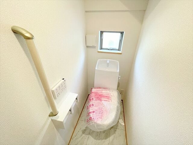 【トイレ・各フロア設置】