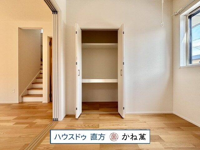 1階洋室にはクローゼットがあります。