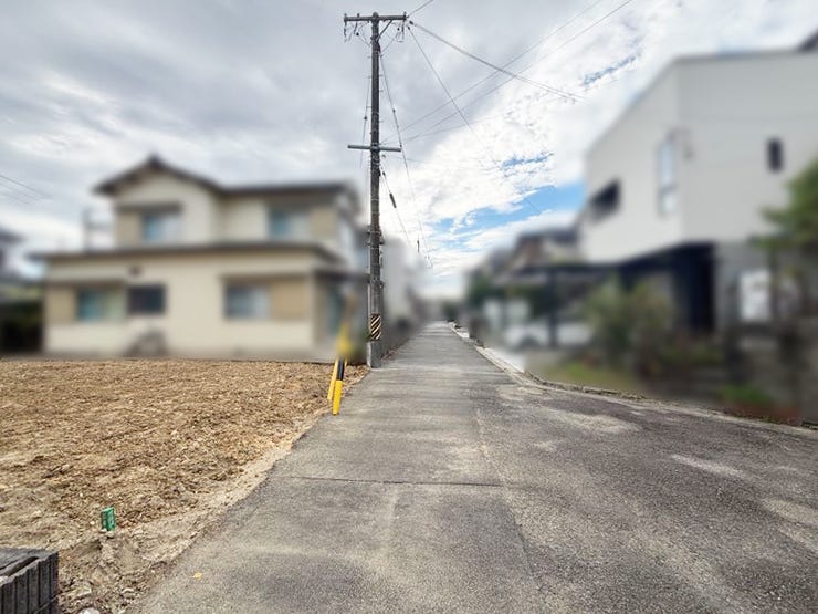北側前面道路