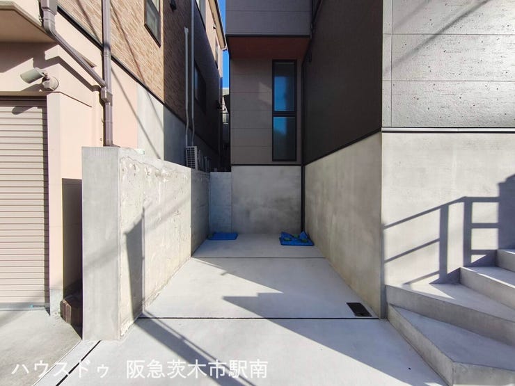 幅約2,470㎜/ 奥行約5,400㎜