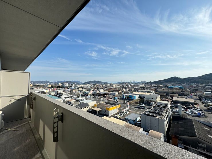 窓の外に広がるパノラマビュー