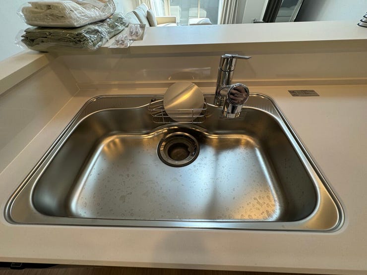 対面式キッチンなので、お子さまの様子を見ながら料理ができます