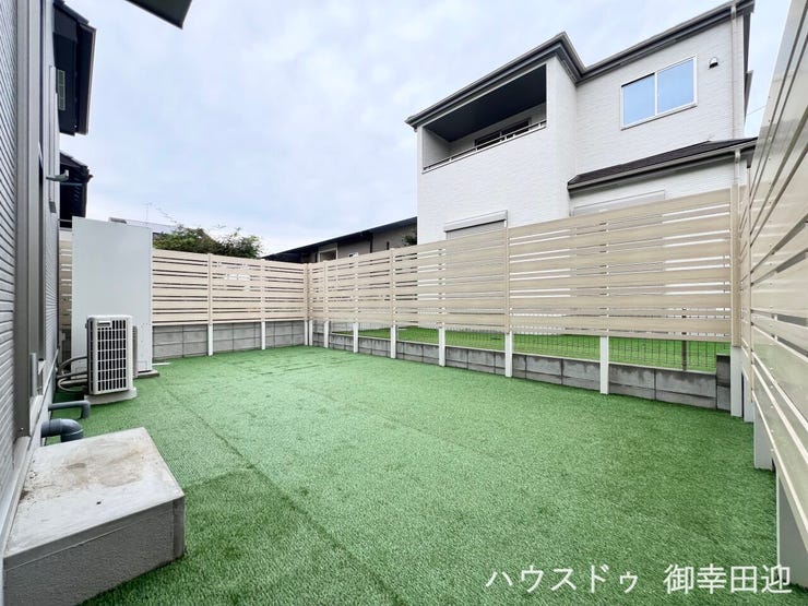 ■□■遊びと安らぎの多目的空間■□■子どもが安全に遊べ、ペットと触れ合い、大人も自然に癒やされる、暮らしを彩るスペースです。