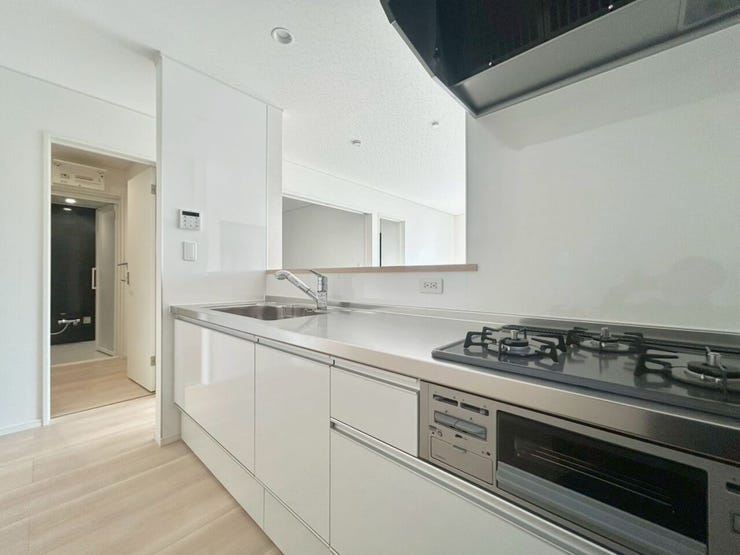 作業スペースも確保された広々カウンター!料理が楽しくなる!