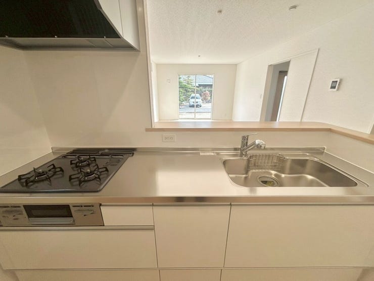 3口ガスコンロで同時調理も可能!料理の効率がアップ!