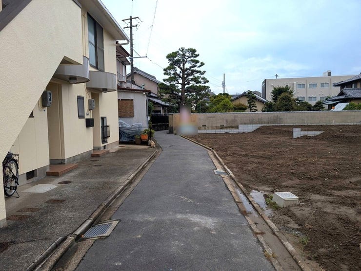 閑静な住宅街につき子育てにもおすすめのエリア。