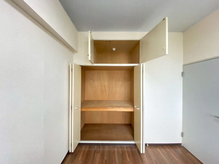 上段にも収納があるため、豊富におけます♪