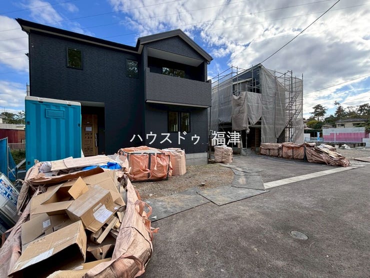 お家が出来ていく過程から楽しんでいただけるよう
写真を随時更新中♪
気になる方は便利な「お気に入り」をご利用ください♪
《福岡市東区奈多2丁目 新築戸建て》