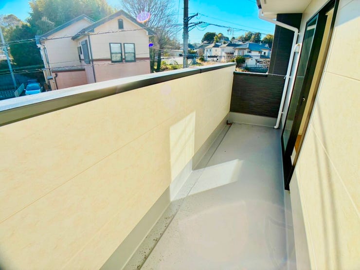 ◎バルコニー(1/9撮影)
南向きのバルコニーは日当たりも良く、洗濯物も気持ち良く干せそうです!