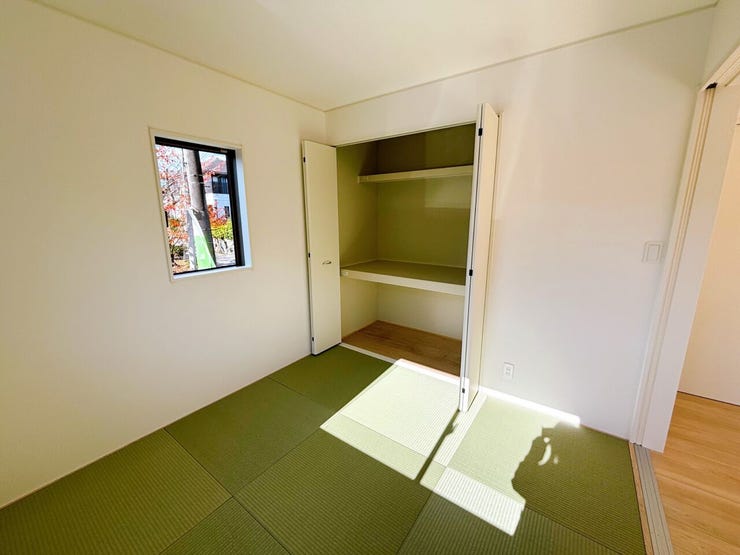 リビングとつながる和室(4.5帖)には収納スペース付き☆