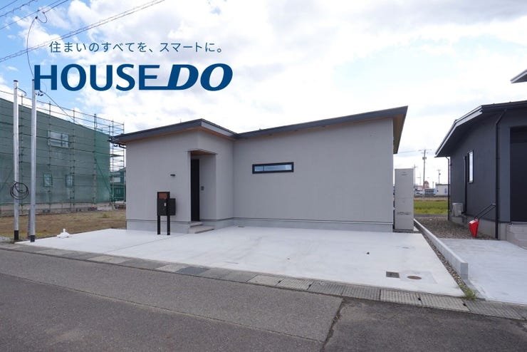 【外観】
2LDK、土地面積184.32㎡、建物面積81.73㎡♪皆様よりのお問い合わせ心よりお待ちしております♪