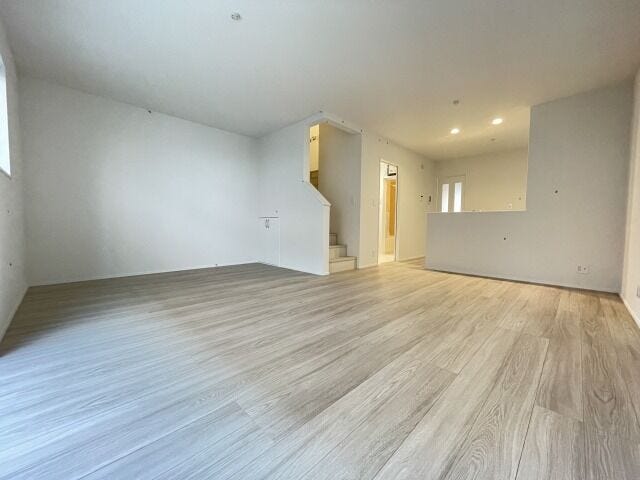 17.5帖リビング:ご家族の憩いの場♪一緒にテレビを観たり食事をしたり、同じ時間を共有できる温かい空間となります♪