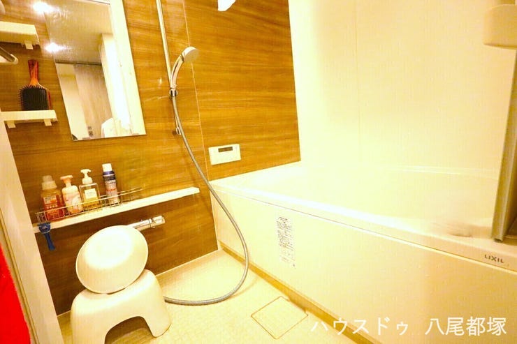 清潔感のある浴室となっています♪