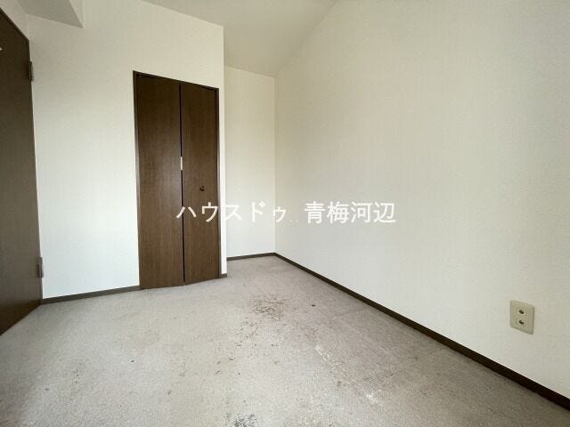 4.3帖洋室:収納がしっかりあるので、お部屋を広くお使いただけます。