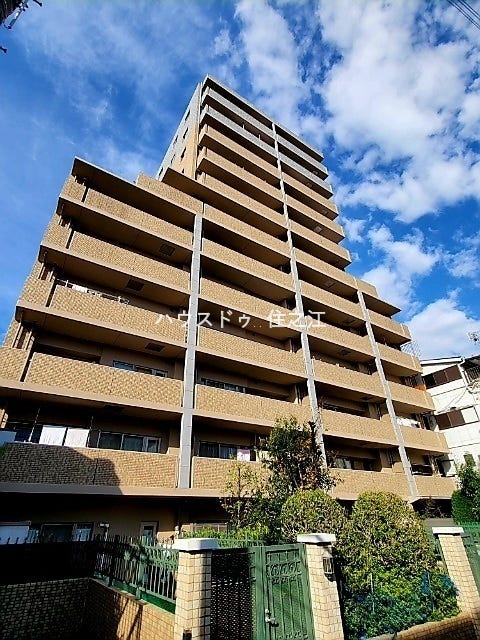 ★バルコニー幅は余裕がございますので小テーブルでティータイムも楽しめます♪