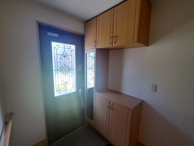 室内(2025年10月)撮影
◎現地案内予約受付中!◎
シューズクローゼットは飽きの来ないデザインです♪