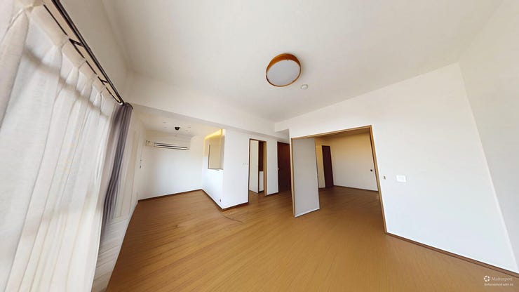 ■陽当たりが良く、天気のいい日中は照明が必要ないくらいです!