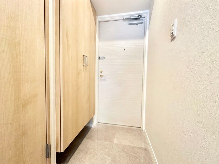 散らかりがちな玄関もシューズボックスでスッキリ♪