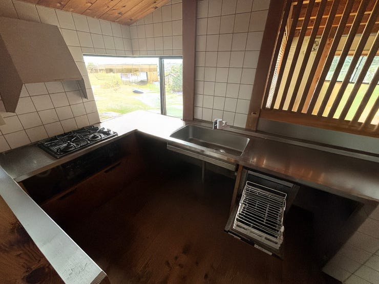 実際の現地写真にAIデジタルステージング処理を施した画像になります