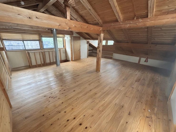 実際の現地写真にAIデジタルステージング処理を施した画像になります