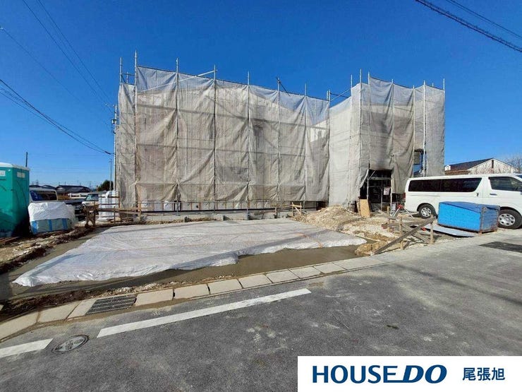 【外観】
【建築中 造成段階】新しい街が動き出す瞬間を見逃さないでください!造成中の今だからこそ、理想の住まいが手に入るチャンス。日々進化する景色とともに、あなたの未来の生活を描いてみませんか?