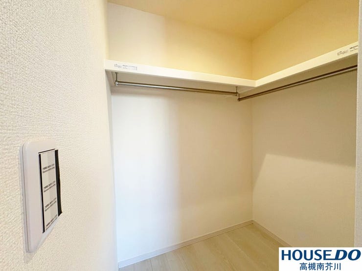 2階全居室ウォークインクローゼット完備。
この広さのクローゼットがどの部屋にも設置されているのは嬉しい限りです。