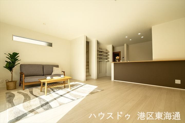 【リビング】
※写真はイメージです。
実際の写真に家具や調度品をCG合成したものです。
(家具等は販売に含まれておりません。)