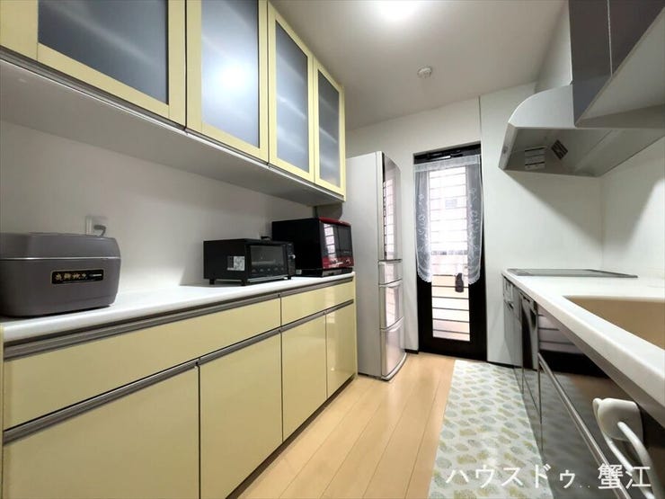 収納も充実しているので、片付けも楽々です。スッキリお使いいただけます!