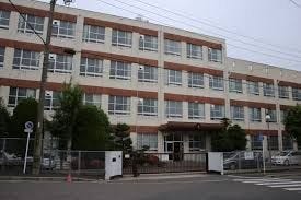 名古屋市立表山小学校まで1336m 徒歩17分