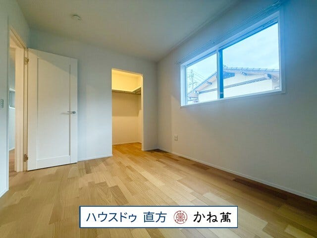 2階洋室(6帖)ウォークインクローゼットがあります