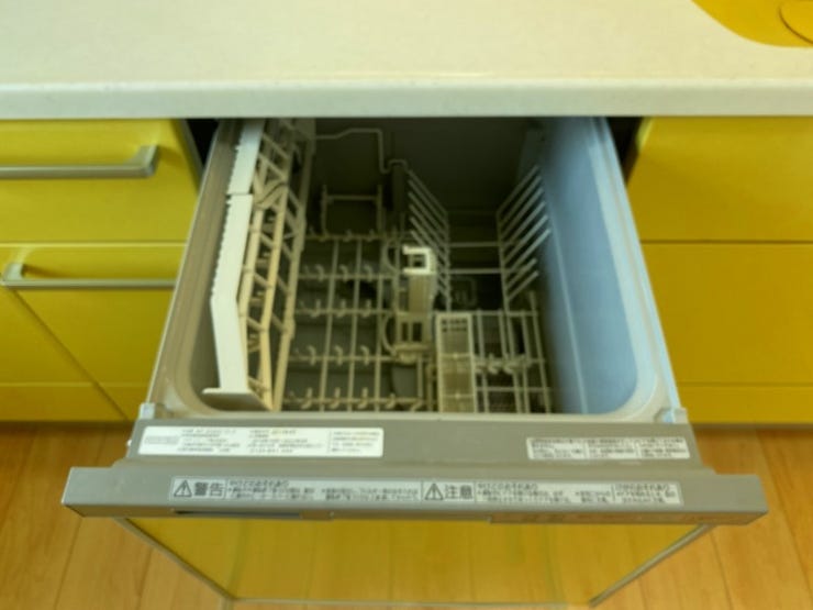 【dishwasher】
毎日の家事が楽になる、便利な食器洗浄乾燥機付きです♪