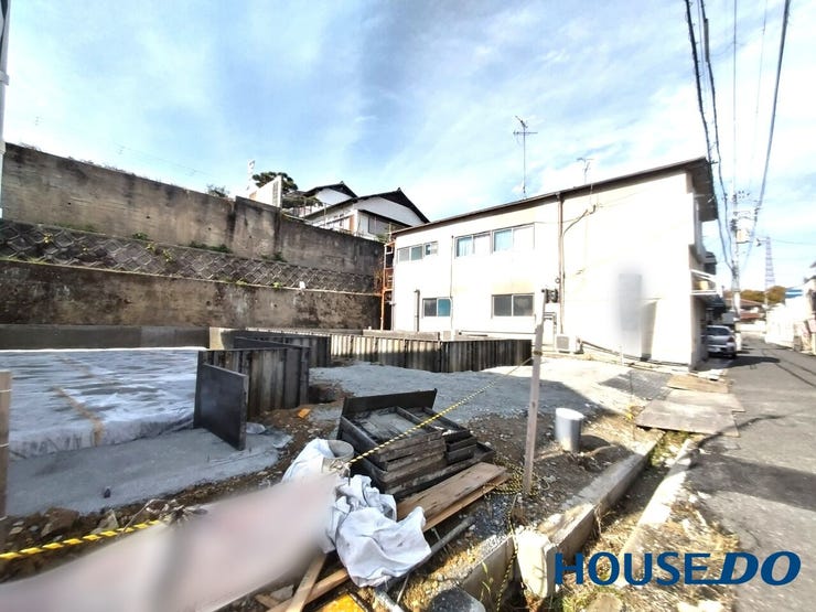 閑静な住宅地になります。