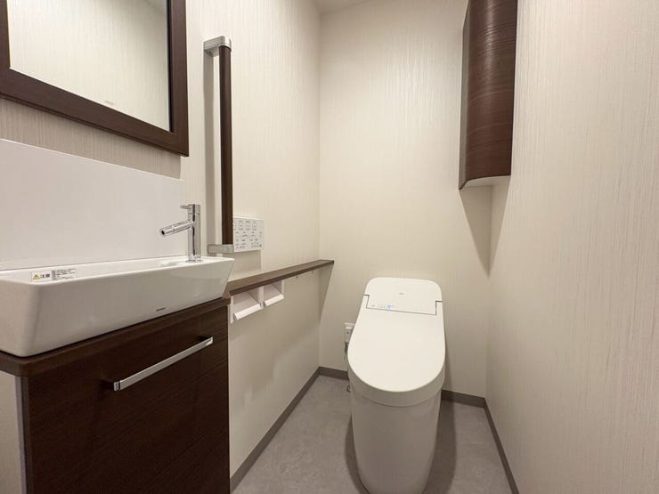 タンクレストイレ