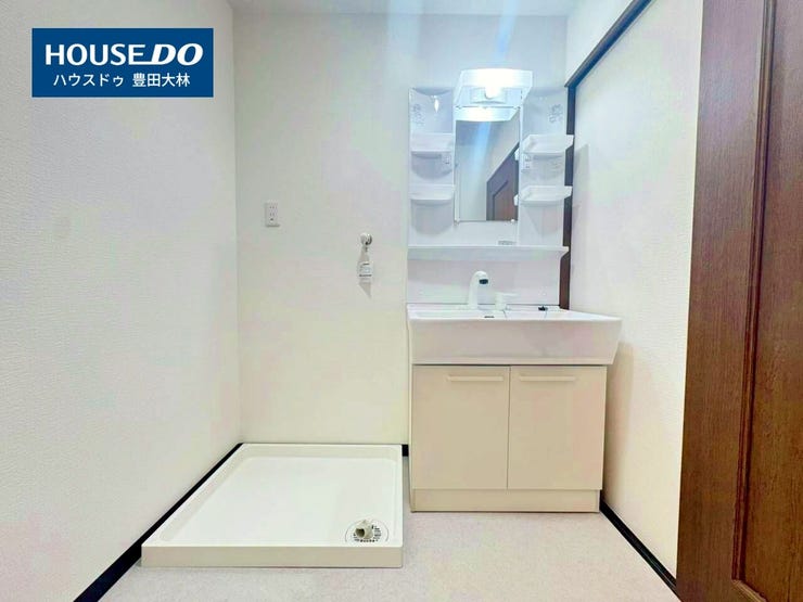 *梅坪小学校・梅坪台中学校*
見るだけ聞くだけOK!【お気軽に資料請求!不動産のことならなんでも/ハウスドゥ豊田大林】