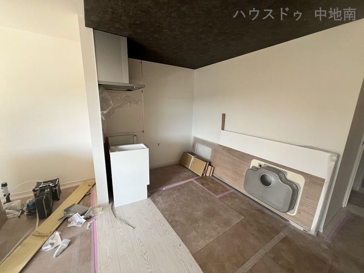 (未完成)家族との会話が弾むカウンターキッチン♪