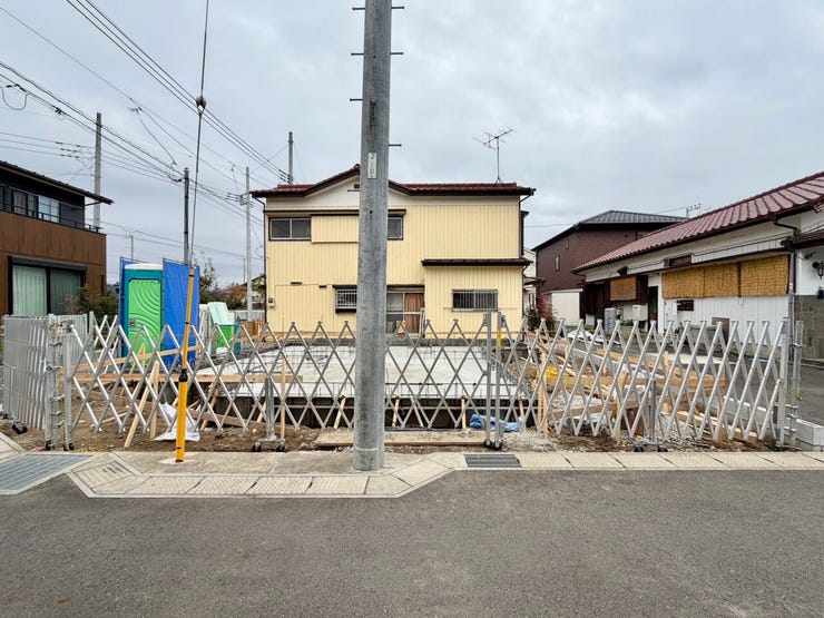 西側
車通りも少なく小さなお子様も安心です♪