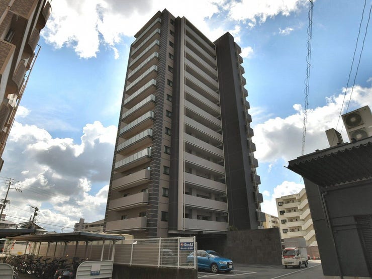 外観を北西側より撮影