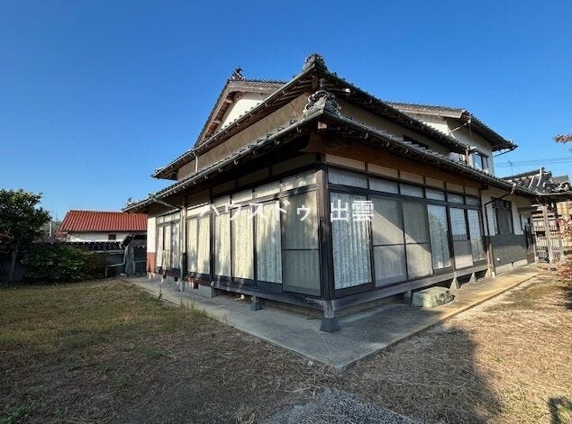 外観写真の違う角度です。