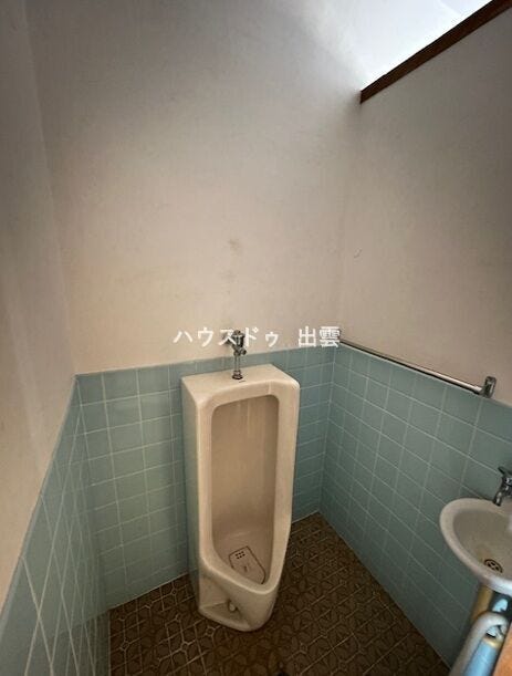 男性用トイレ。