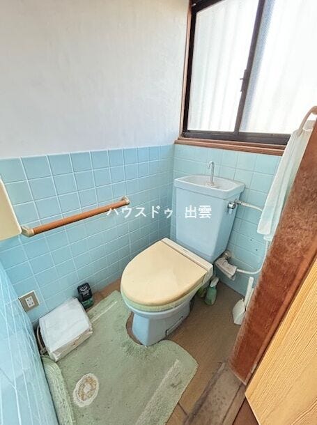 女性用トイレ。