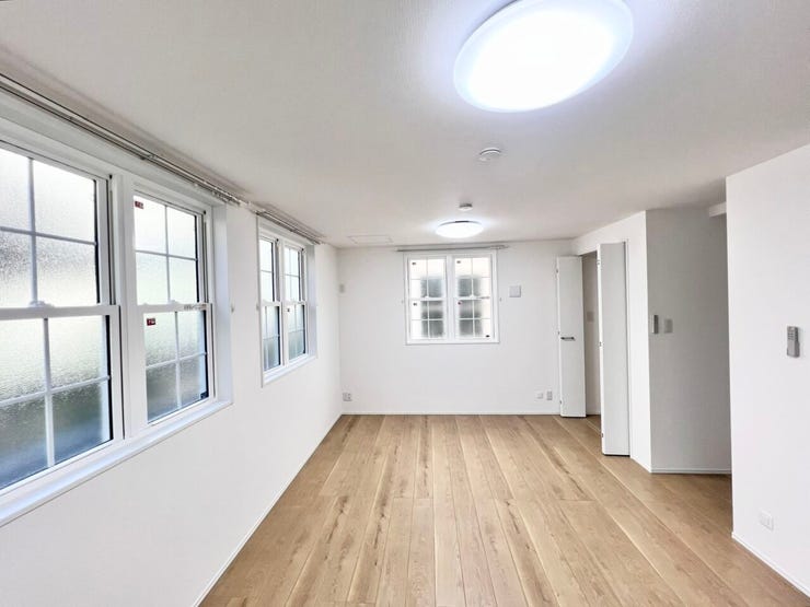 《4.6帖》+《5.1帖》二面採光で明るく、通気性の良いお部屋です。朝の光がたっぷり入る気持ちのいい空間です♪