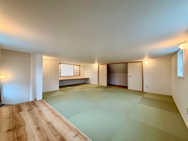 〈ロフト:15.7帖〉