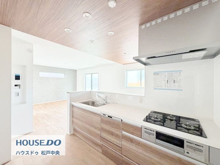 ◎コンロ(3/1撮影)
美しく、お手入れのラクなホーロートップのガスコンロです!熱や耐熱性にも優れ、汚れもお掃除しやすい♪