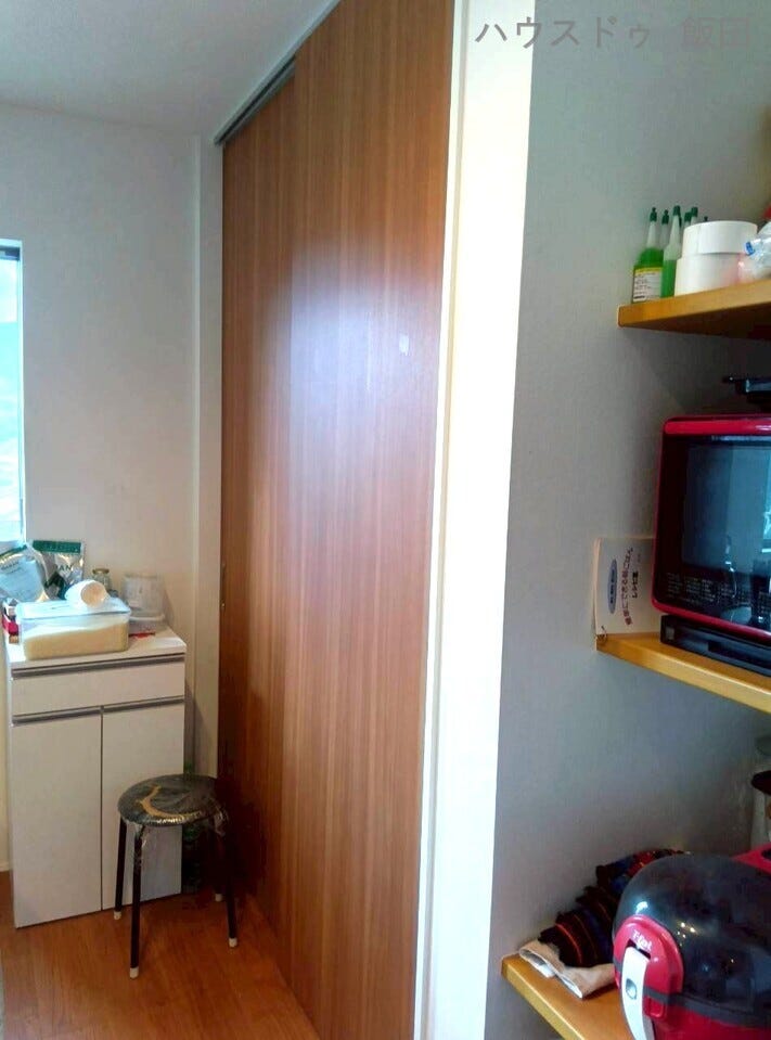 キッチンの食器棚