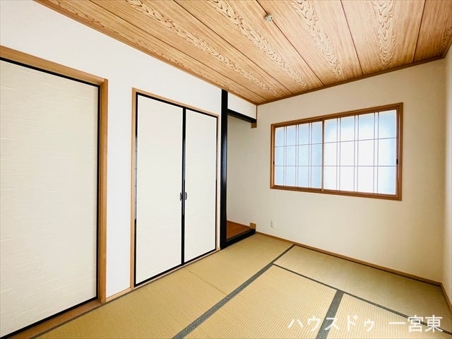 【5.2帖】洗面台には収納もしっかりついていますので、洗剤やシャンプーなどのストックもできます。