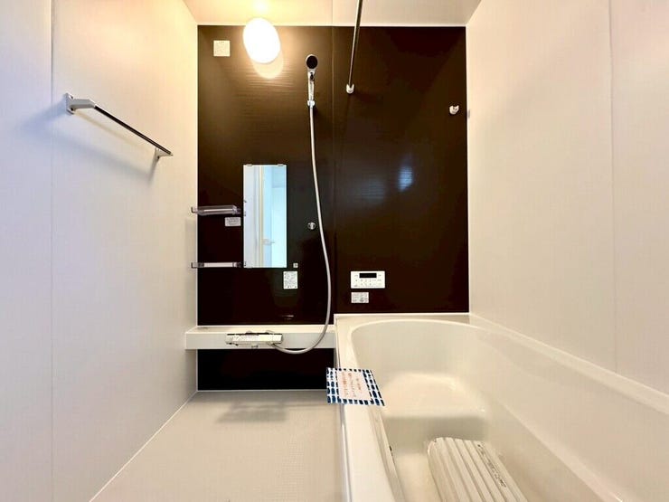 【Bathroom】リラックスできる空間で、一日の疲れを癒し、心身共にリフレッシュできます。