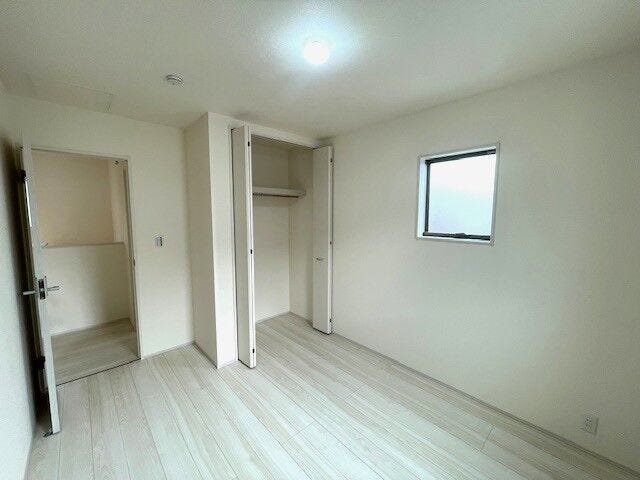 2階 洋室(5.44帖)にはクローゼット付き